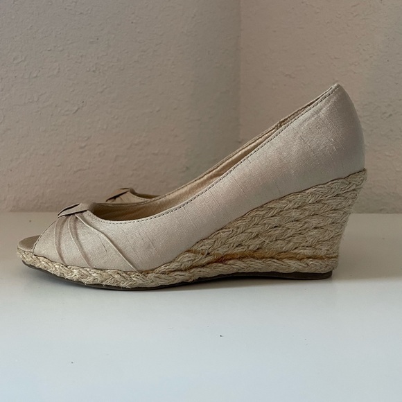 NATURALIZER wedge heels - Picture 5 of 8